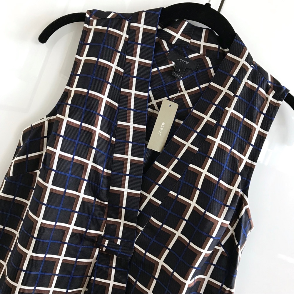 🚫SOLD🚫 NWT J. Crew Silk V-Neck Windowpane Top - Picture 5 of 8
